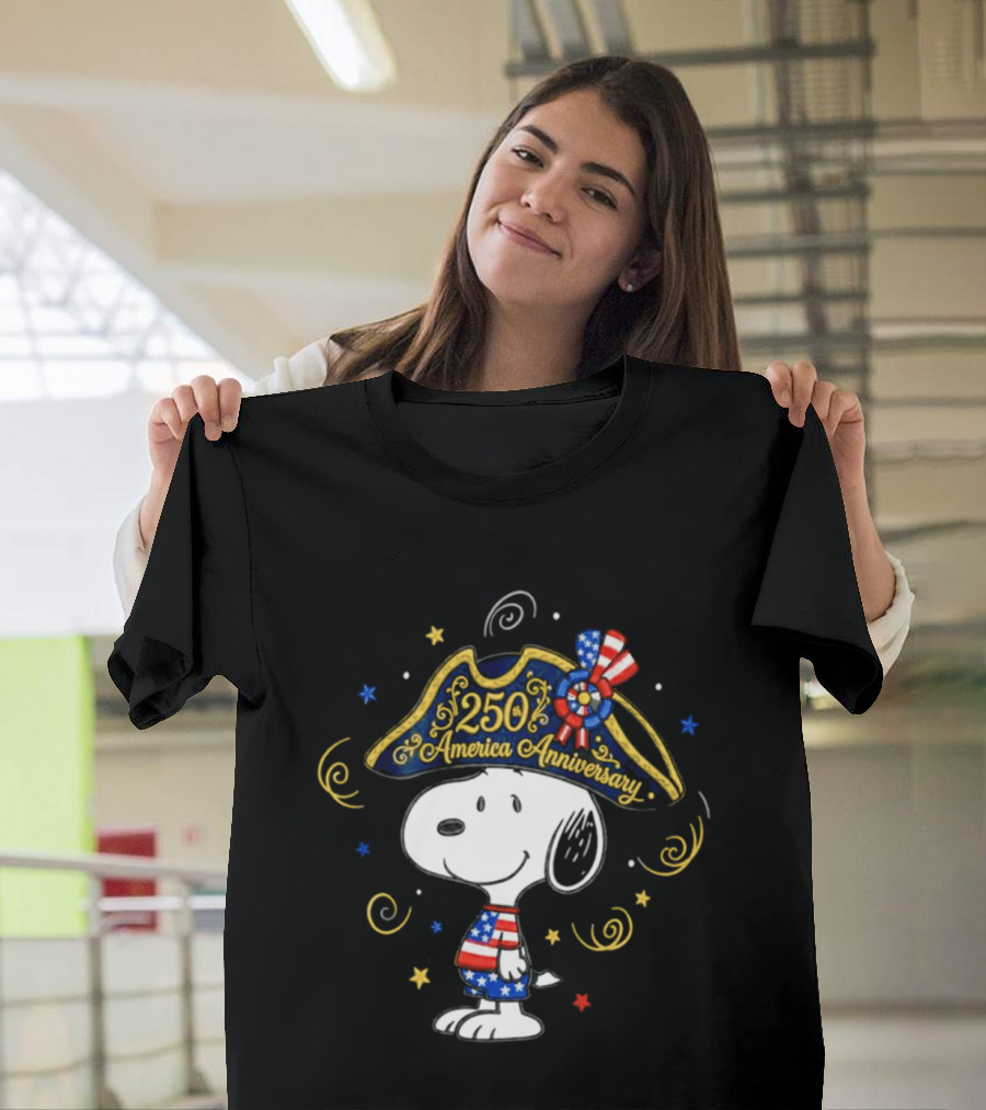 Snoopy 250th Anniversary USA Independence Day Celebration T-Shirt