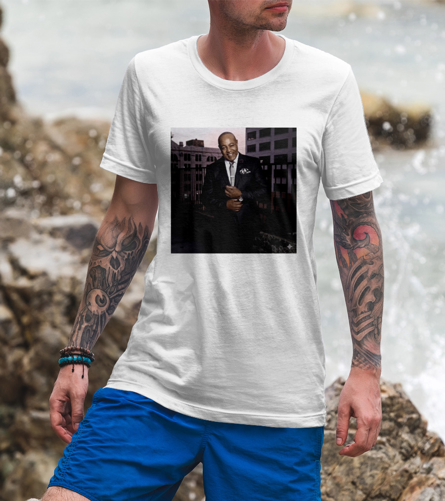 Peabo Bryson Soul Singer Known As The Voice Of Love Dies At 75 T-Shirt