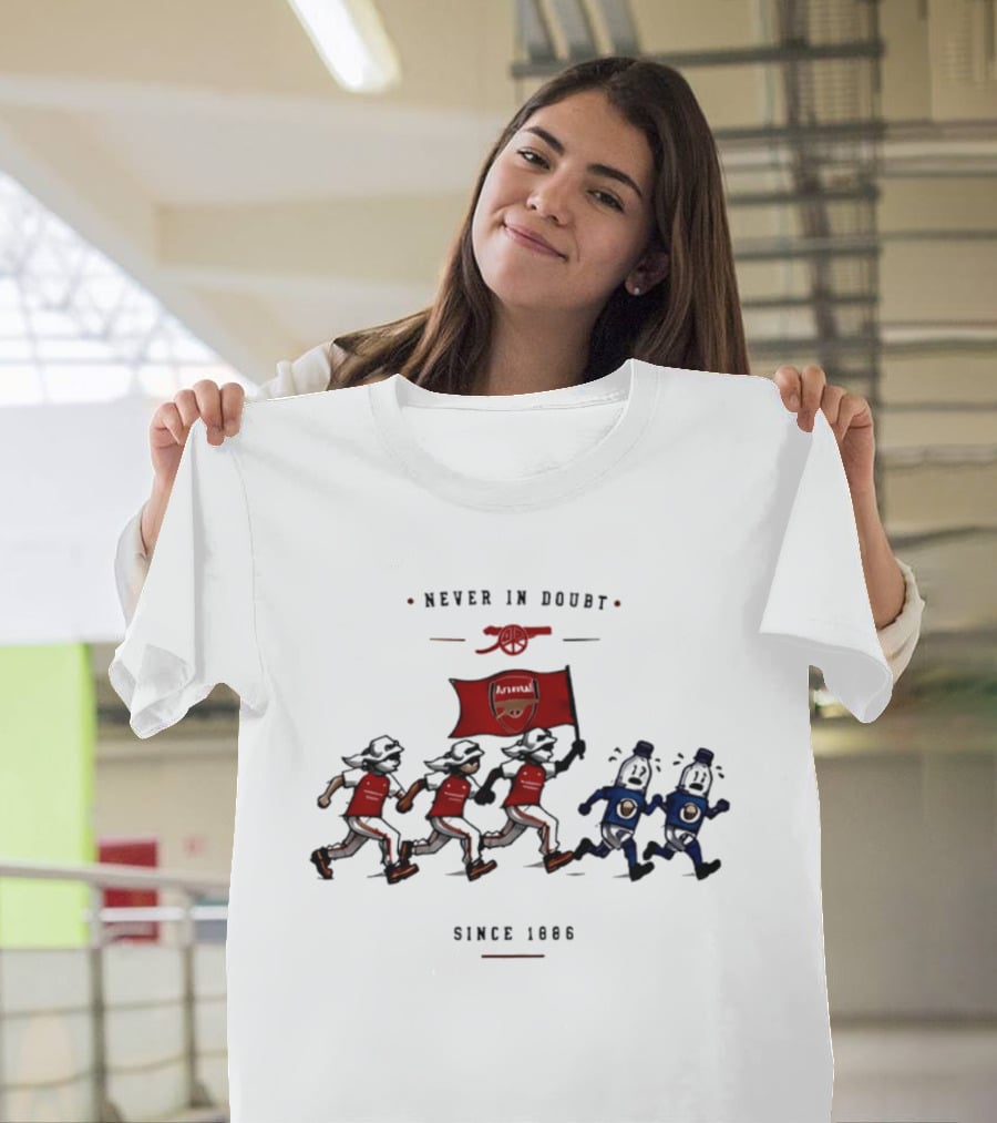 Never In Doubt Since 1886 Arsenal Cartoon Red Flag T-Shirt