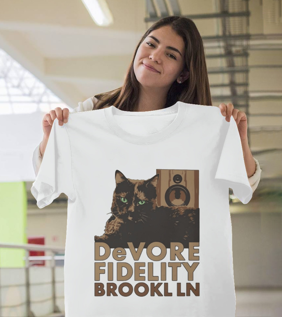 DeVore Fidelity Brooklyn LN Cat Speaker T-Shirt