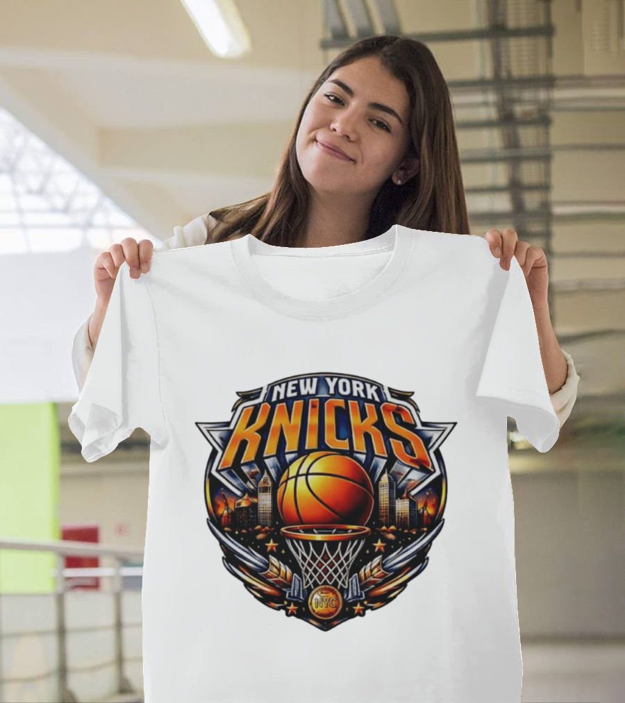 New York Knicks Basketball NYC Skyline Hoops T-Shirt