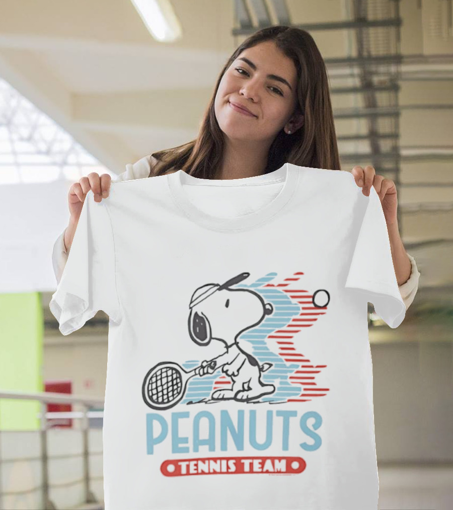 Peanuts Snoopy Tennis Team Vintage Cartoon Sports T-Shirt