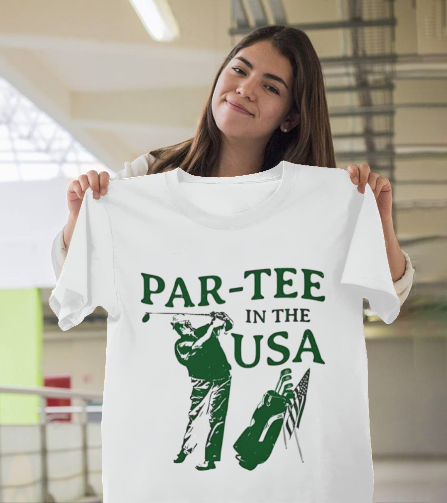 Par In The USA Golf Player With Clubs T-Shirt