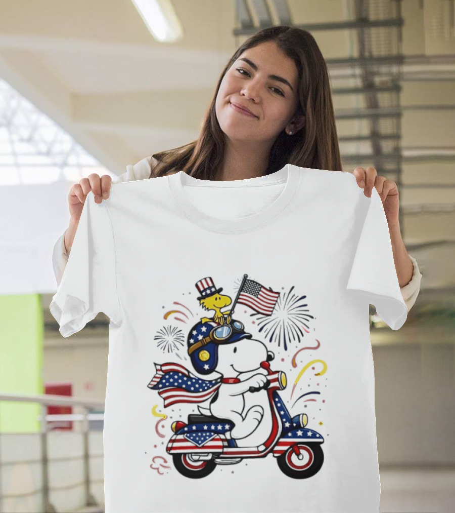 Snoopy Woodstock 250th Anniversary USA Patriotic Peanuts Celebration T-Shirt