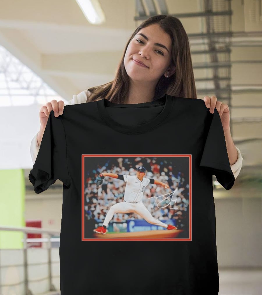 Tarik Skubal Detroit Tigers Pitcher Action Pose MLB Player 2026 Spotlight T-Shirt