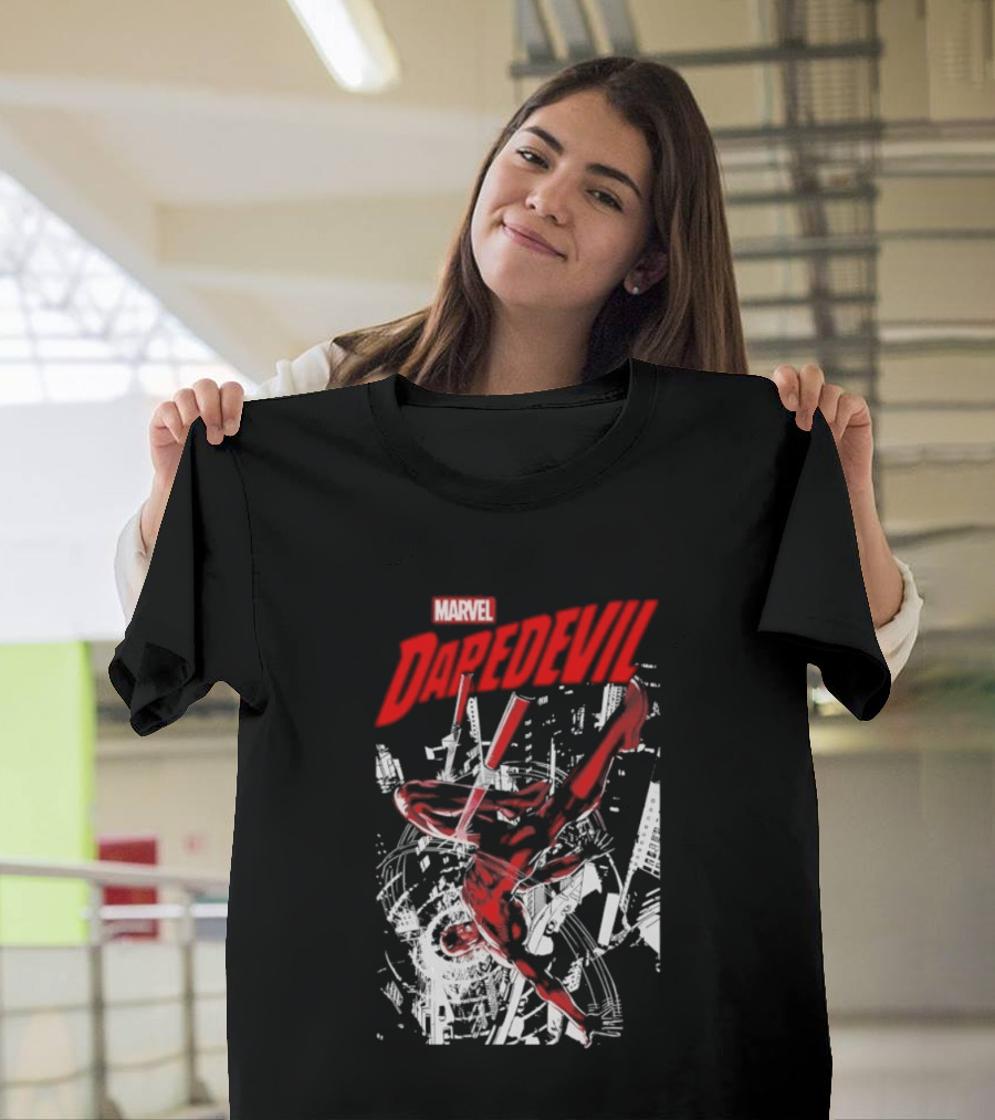 Marvel Daredevil Dynamic Acrobatics Comic Burst T-Shirt