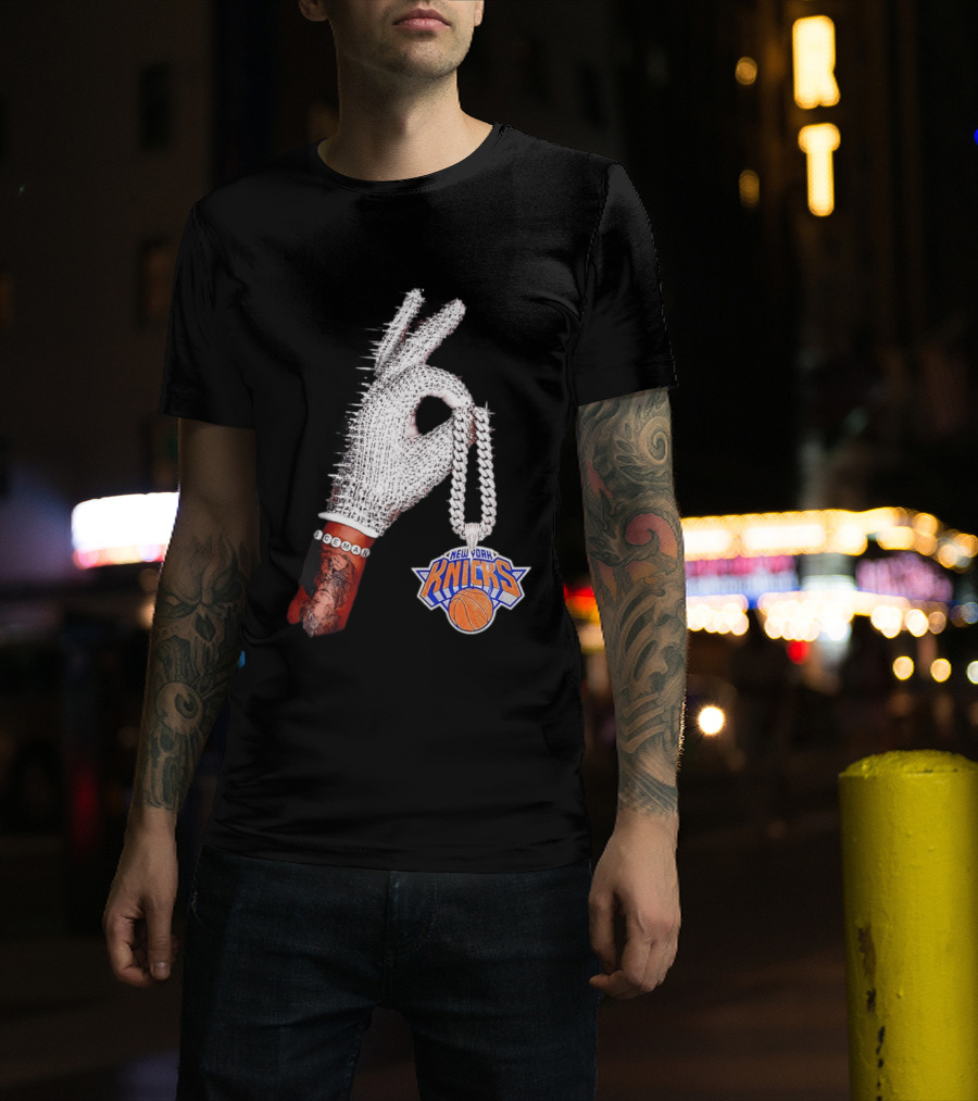 New York Knicks Iceman Glove Chain Basketball Fashion T-Shirt