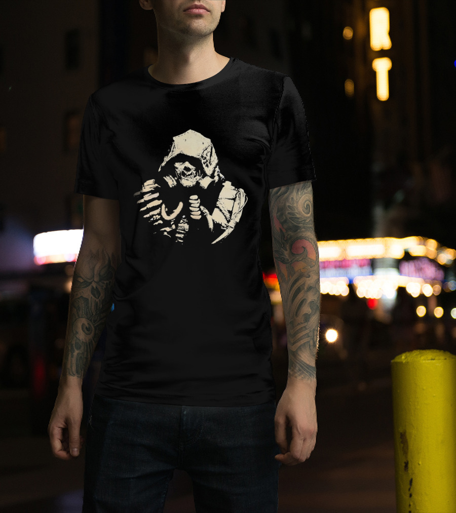 Arkham Scarecrow Gas Mask Hooded T-Shirt