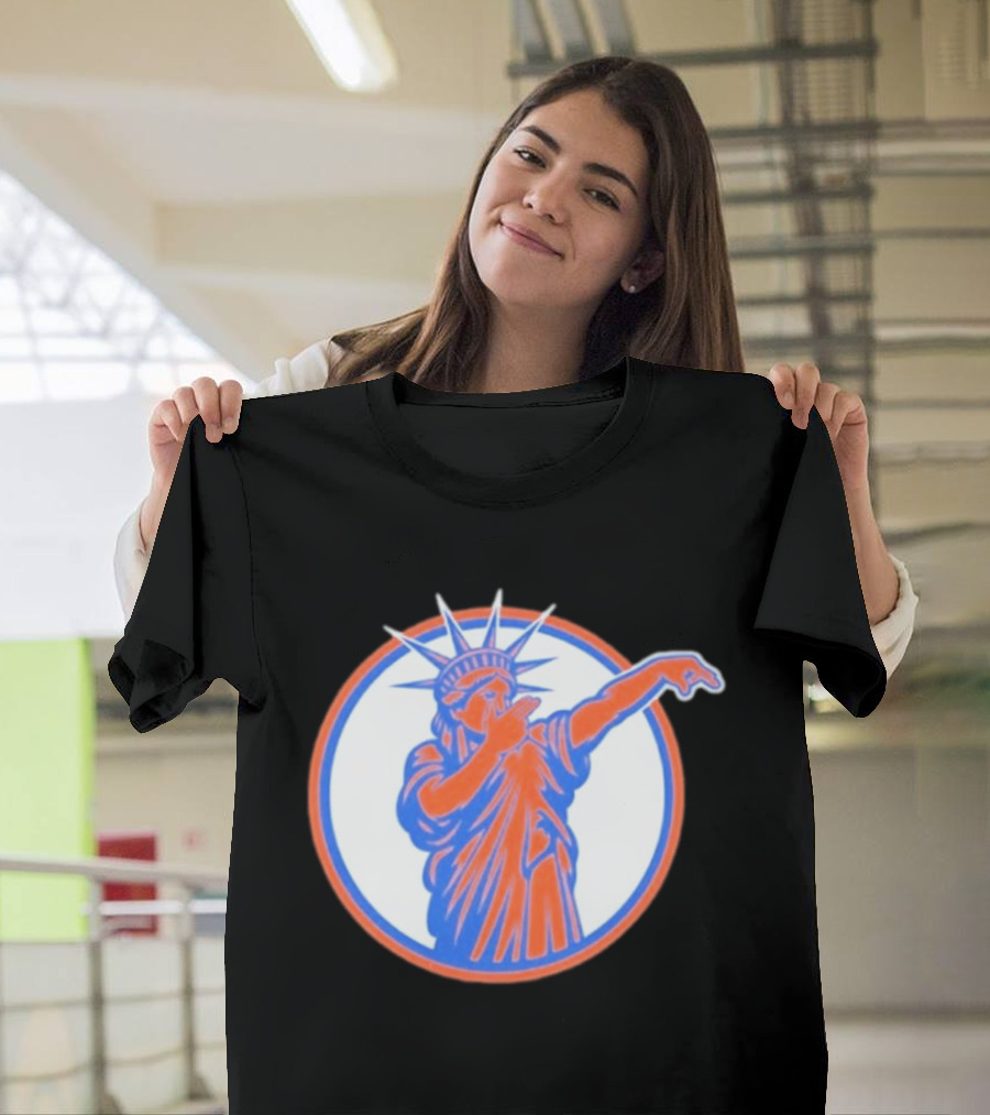Statue Of Liber3 New York Knicks Basketball Circle T-Shirt
