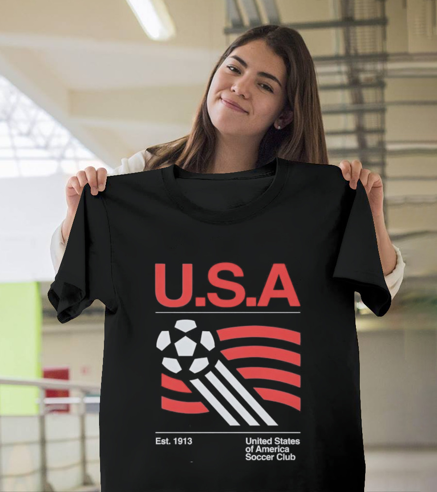 U.S.A. Est. 1913 United States Soccer Club Ball Flag T-Shirt