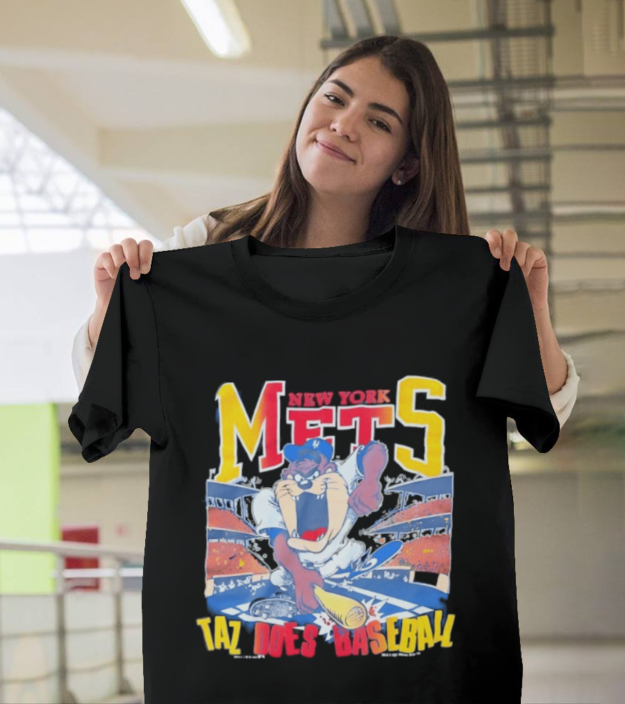 New York Mets Taz Does Baseball Stadium Scene T-Shirt
