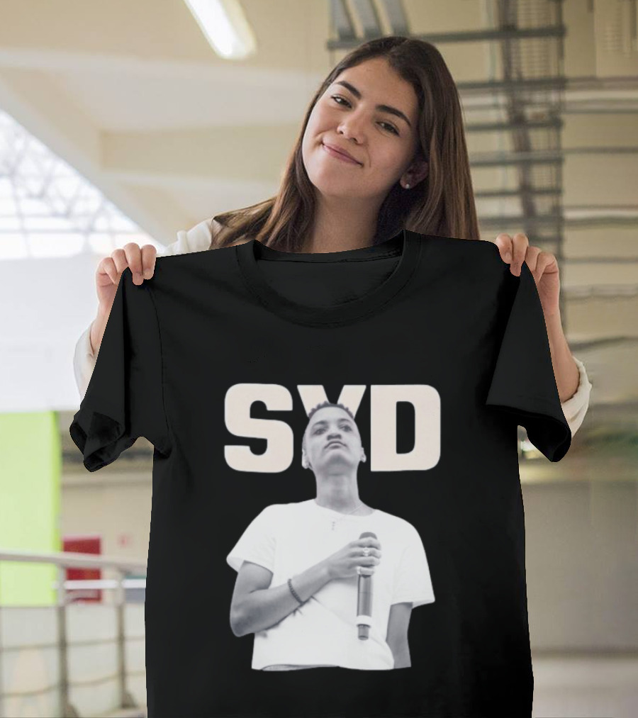 SYD Sydney Bennett Microphone Performance T-Shirt