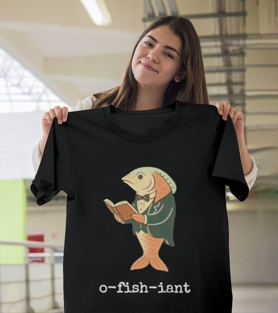 O Fish Iant Reading Fish In Tuxedo Nature Humor T-Shirt