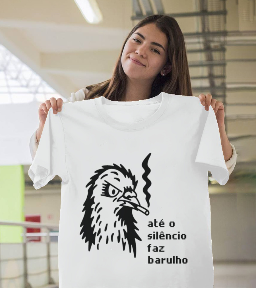 Eagle Smoking Até O Silêncio Faz Barulho T-Shirt
