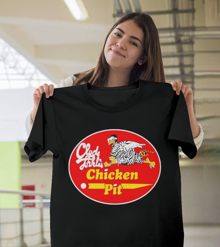 Clyde Torkel's Chicken Pit Stroker Ace Racing Theme Retro 1983 T-Shirt