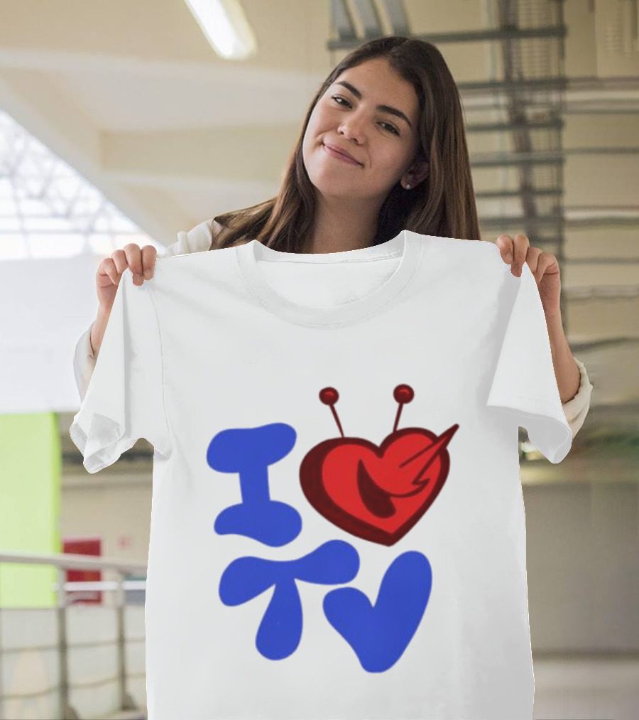 I Love TV Blue Red Heart Antenna T-Shirt