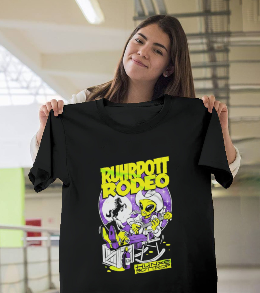 Ruhrpott Rodeo Hunxe Bottrop Extraterrestrial Banjo Player T-Shirt
