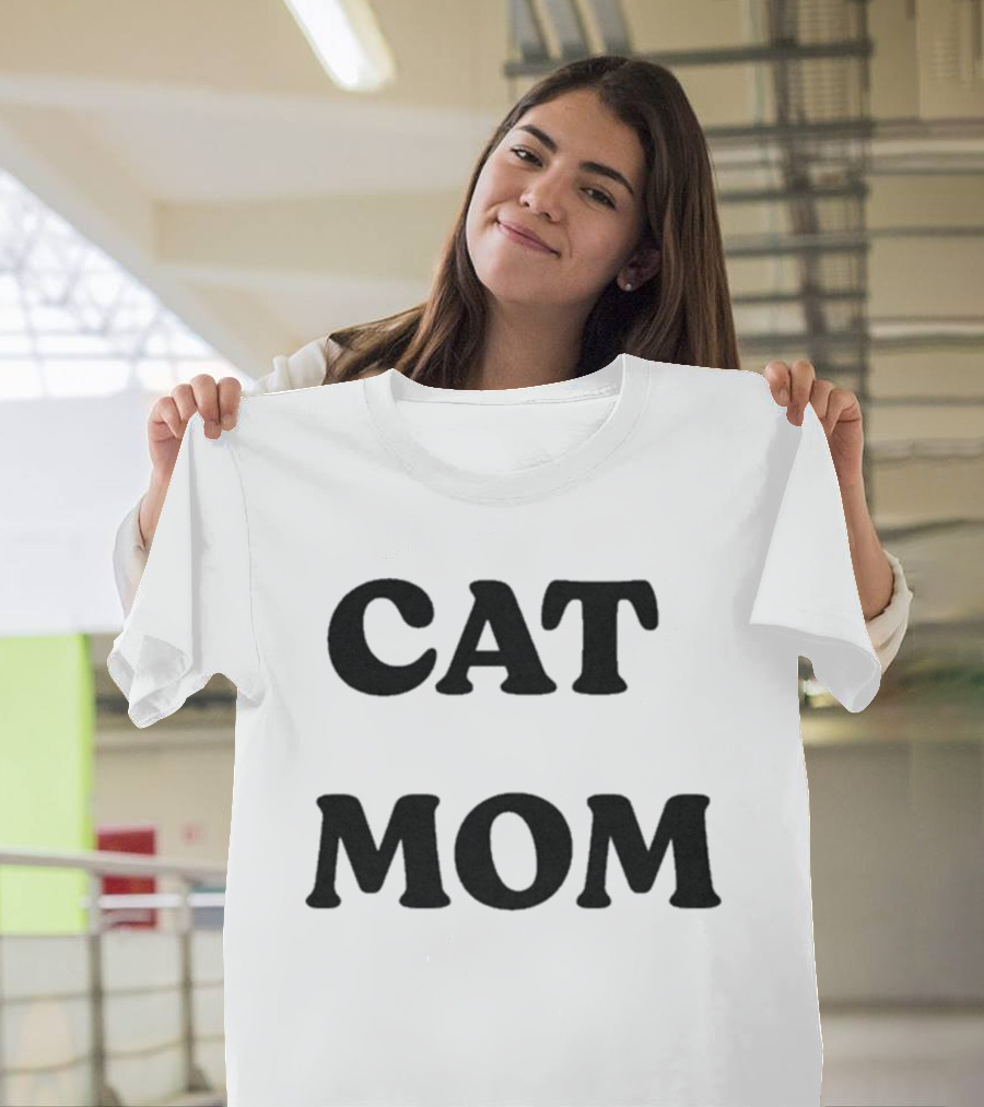 Cat Mom T-Shirt