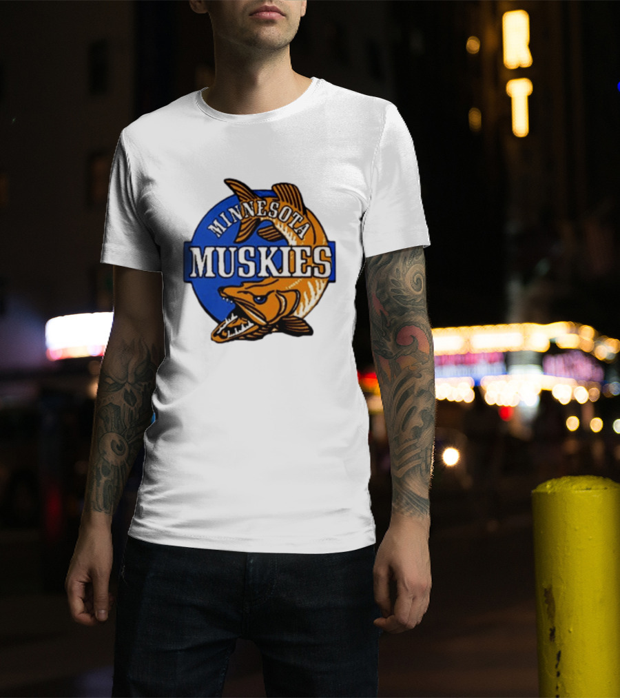 Minnesota Muskies Fishing Muskie T-Shirt