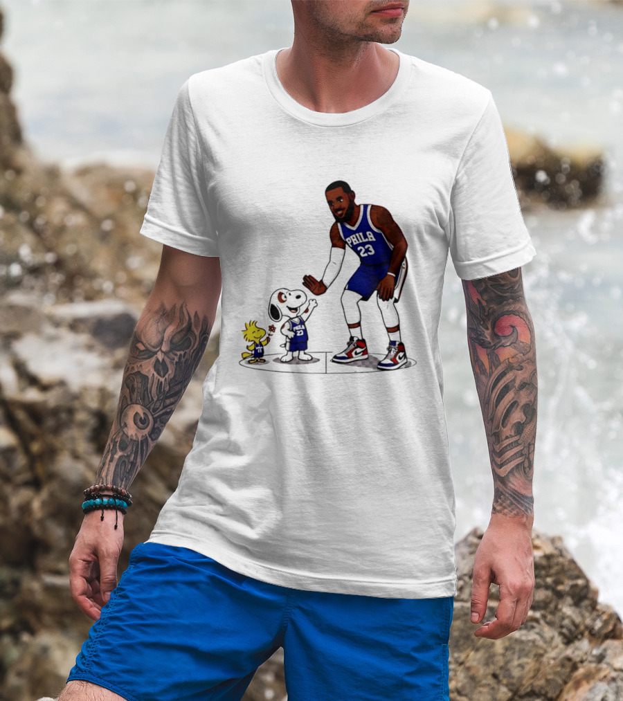 Snoopy Woodstock High Five LeBron James 23 Philadelphia 76ers Collaboration T-Shirt