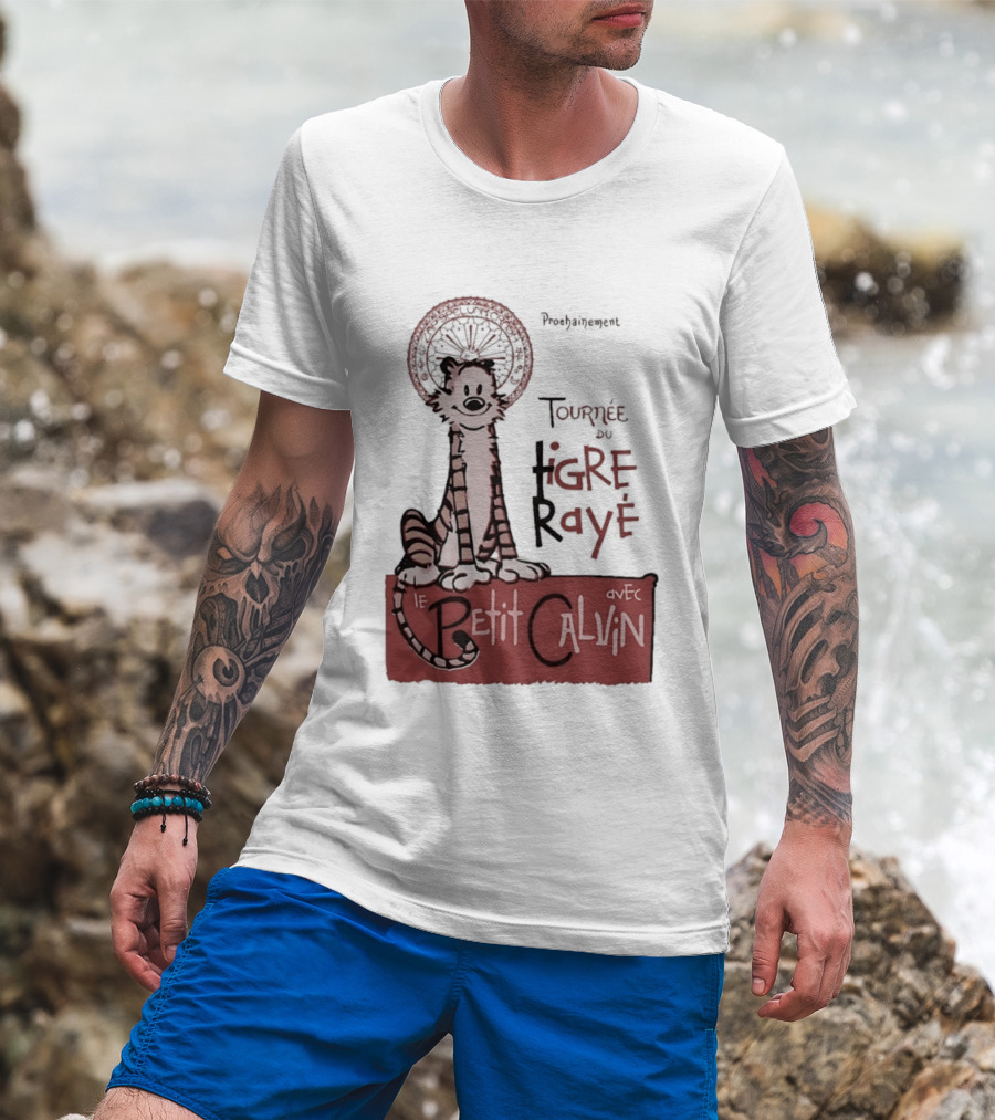 Tournée Du Tigre Raye Le Petit Calvin Avec Hobbes T-Shirt