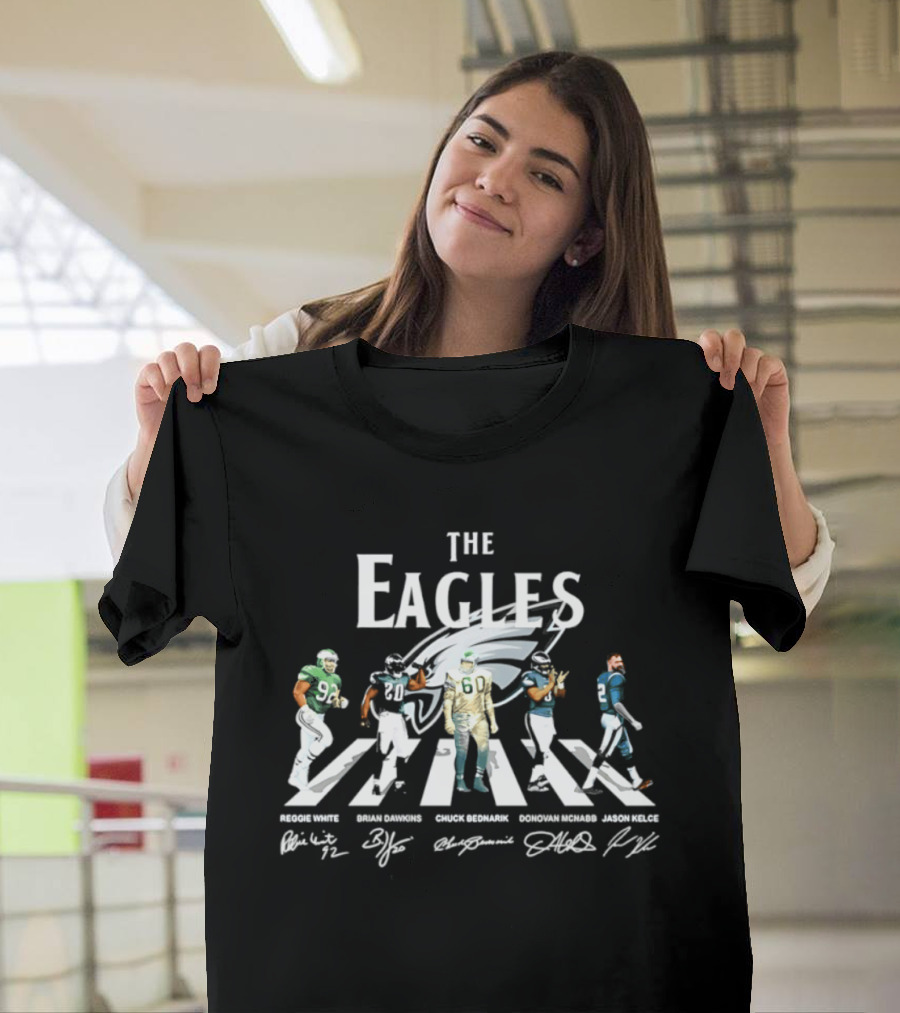 The Eagles Reggie White Brian Dawkins Chuck Bednarik Donovan McNabb Jason Kelce Philadelphia Eagles Signatures Abbey Road Crosswalk T-Shirt