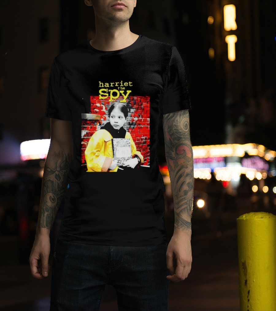 Harriet The Spy Michelle Trachtenberg Classic Yellow Raincoat Notepad T-Shirt