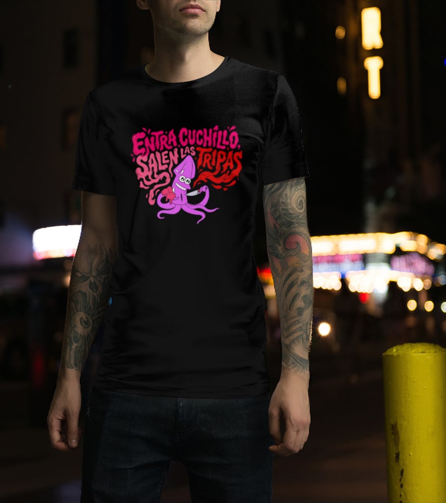 Entra Cuchillo Salen Las Tripas Squid Cartoon Knife Fun T-Shirt