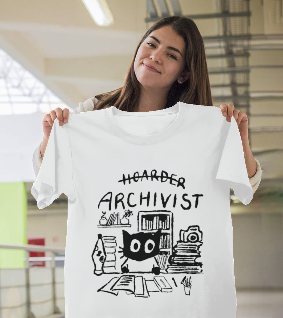 Cat Hoarder Archivist Bookworm Librarian T-Shirt