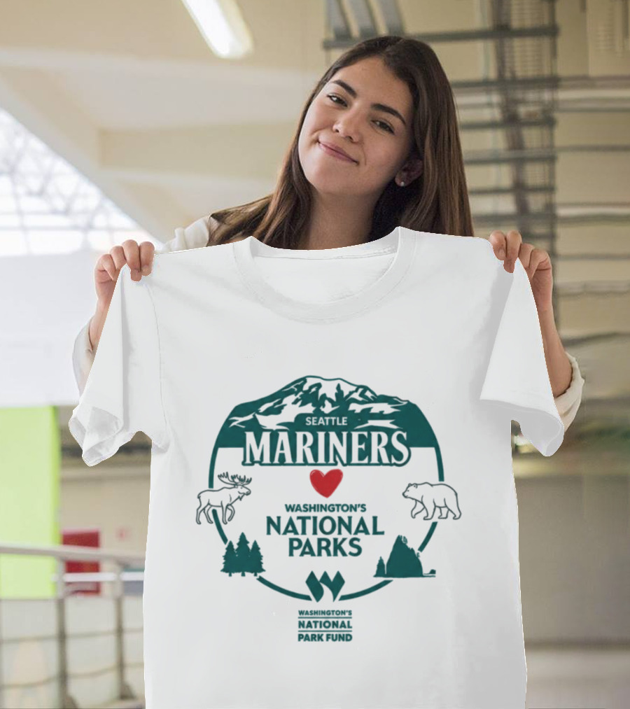 Mariners Love Washington's National Parks Nature Wildlife Mountain Forest Event T-Shirt