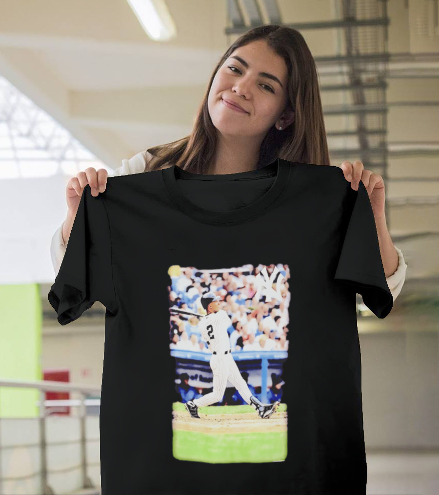Derek Jeter New York Yankees Legendary Swing Moment T-Shirt