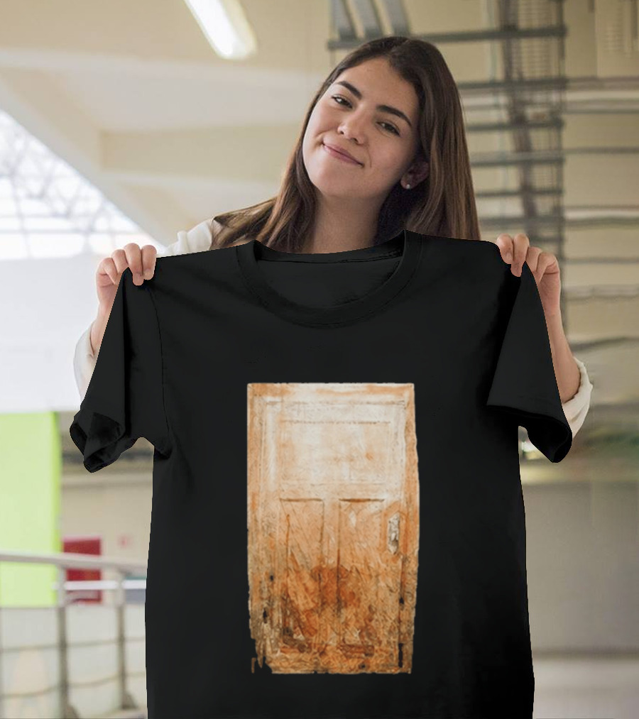 Insidious 5 Cast And Crew Vintage Door T-Shirt