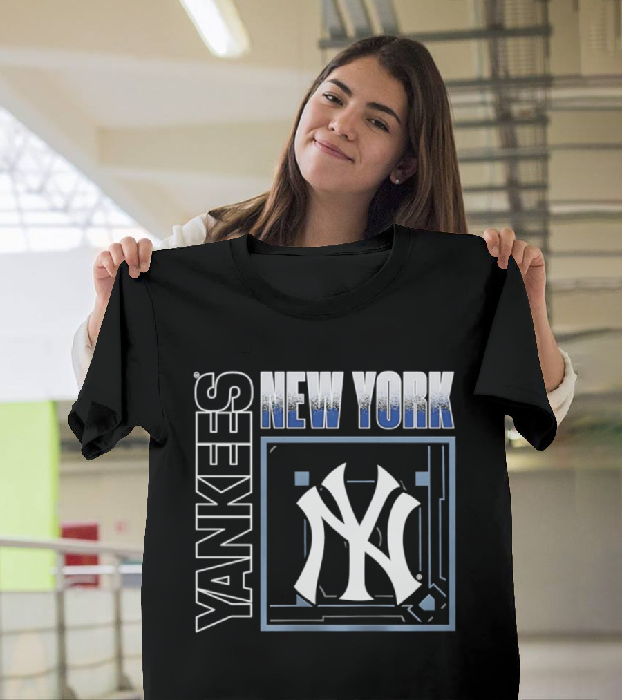 Men's New York Yankees George Lombard Jr. Black Homefield Pop Yankees T-Shirt