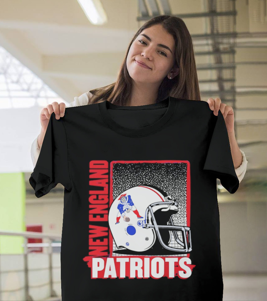 New England Patriots Vintage Helmet 2026 Season T-Shirt