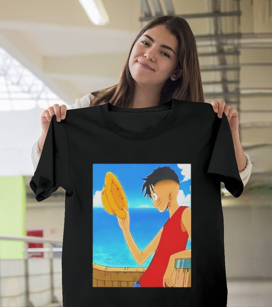 One Piece Luffy Taper Fade Anime Manga Straw Hat Ocean Scene T-Shirt