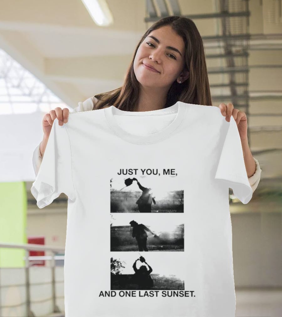 Just You Me And One Last Sunset Chainsaw Vintage Horror Aesthetic T-Shirt
