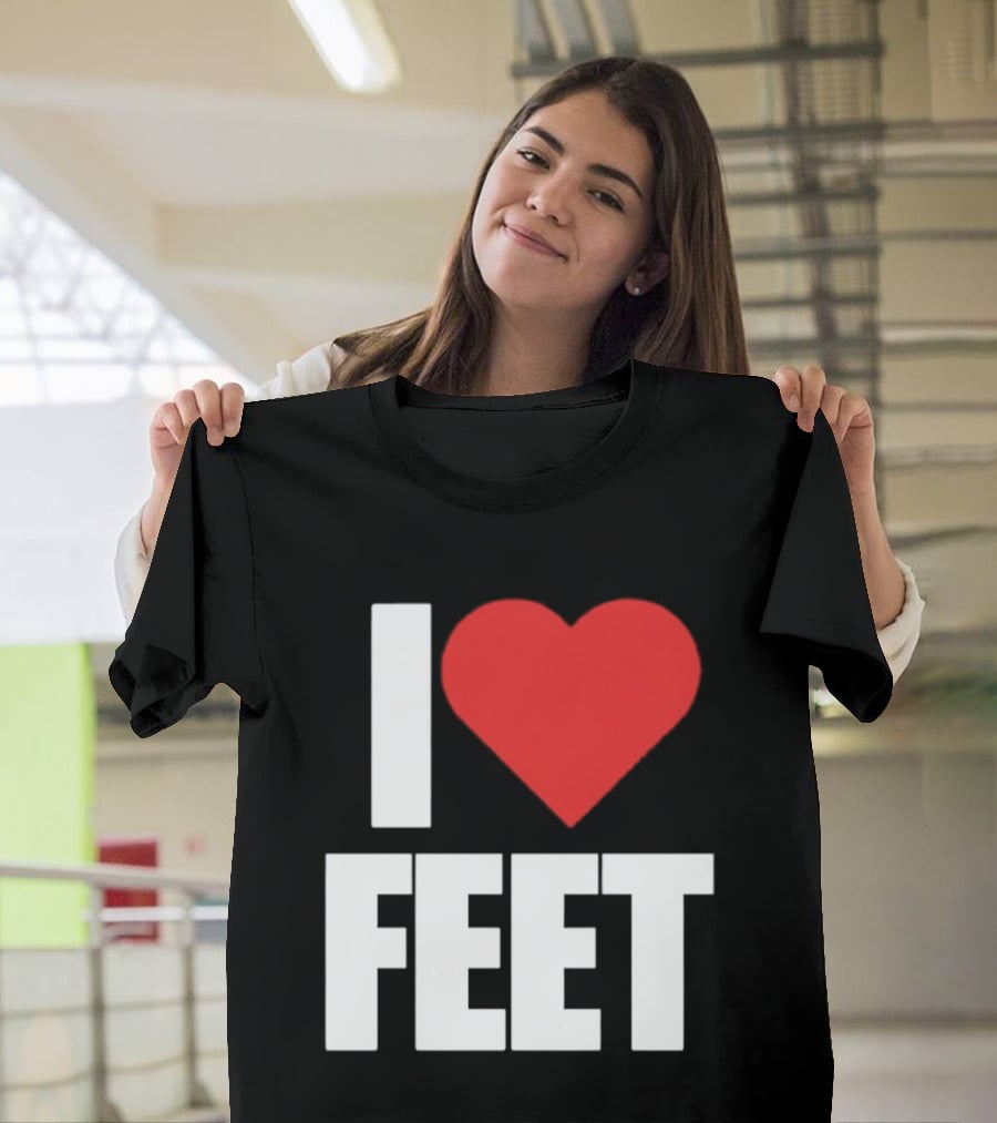 I Heart Feet Bold Red Heart Fun T-Shirt