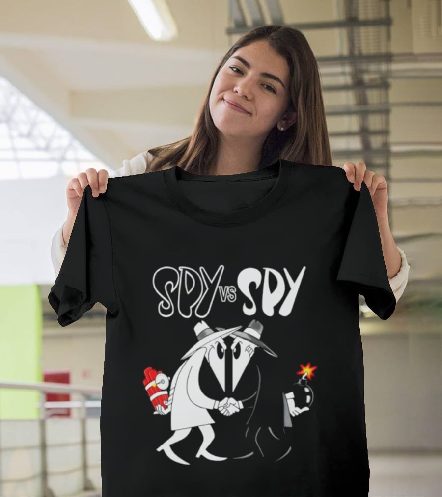 Spy Vs Spy Mad Magazine Comic Strip Cold War Classic Characters Showdown T-Shirt