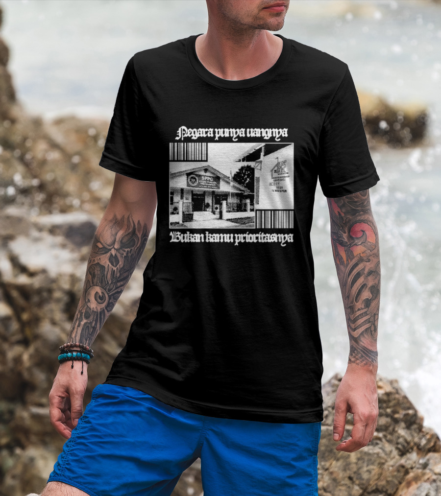 Negara Punya Uangnya Bukan Kamu Prioritasnya Monochrome House And Trees T-Shirt