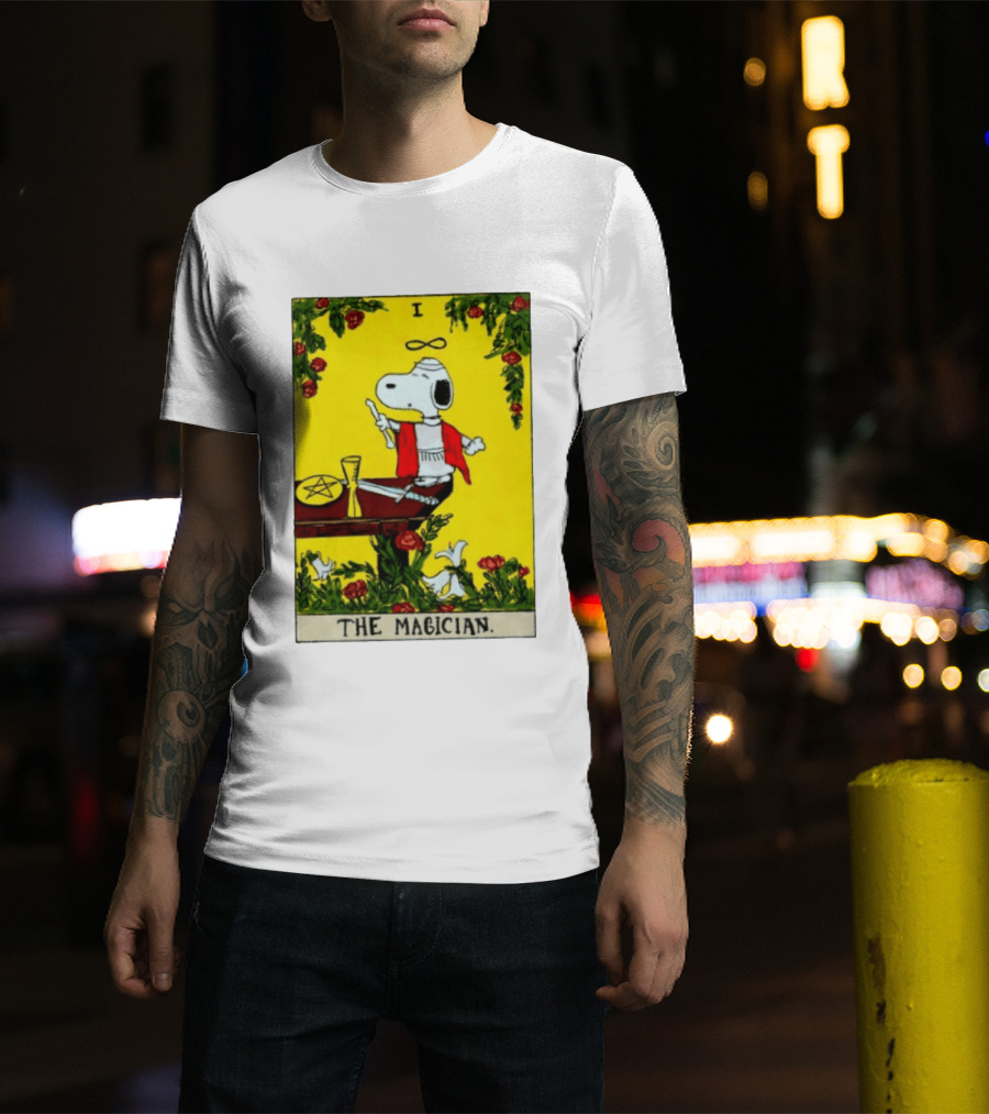 Snoopy Peanuts The Magician Tarot Card T-Shirt