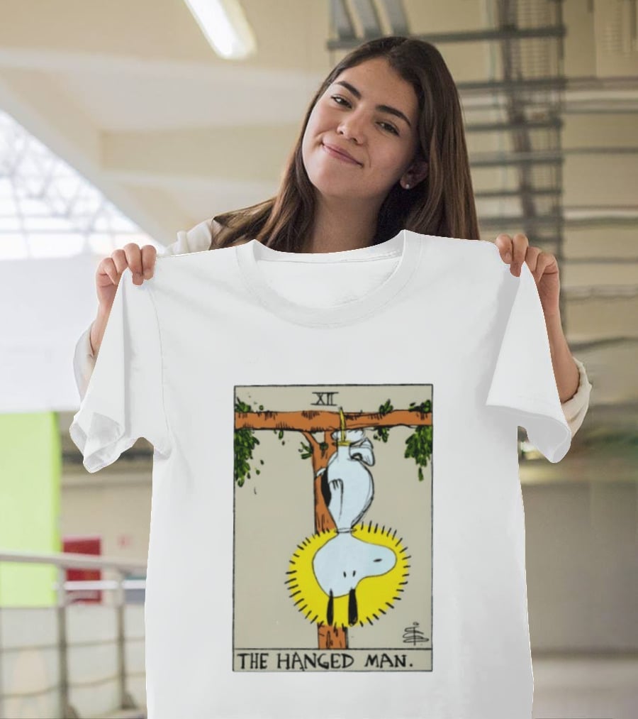 Snoopy The Hanged Man Tarot Card XII Peanuts T-Shirt