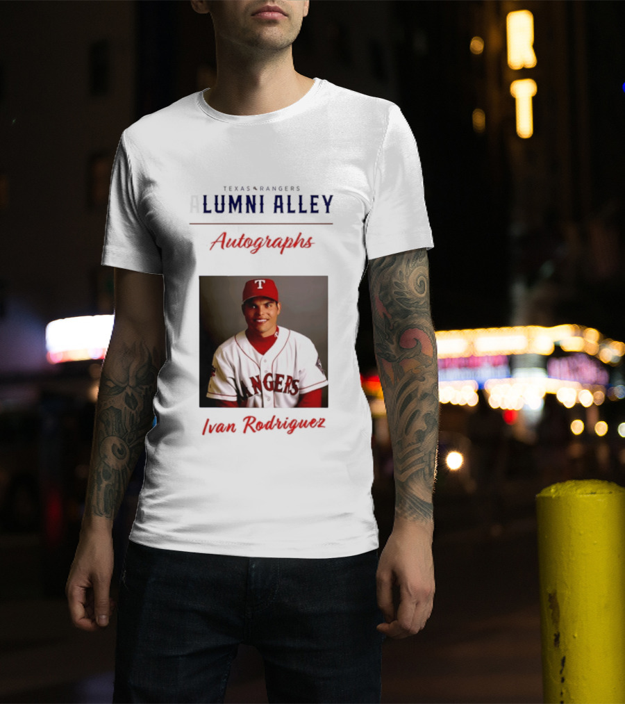 Texas Rangers Alumni Alley Ivan Rodriguez Autographs T-Shirt