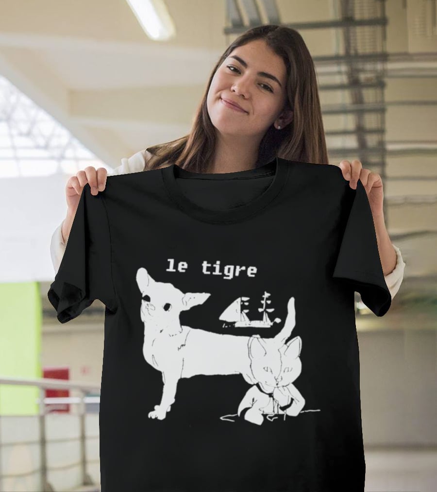 Le Tigre Chihuahua Cat Ship Kathleen Hanna T-Shirt