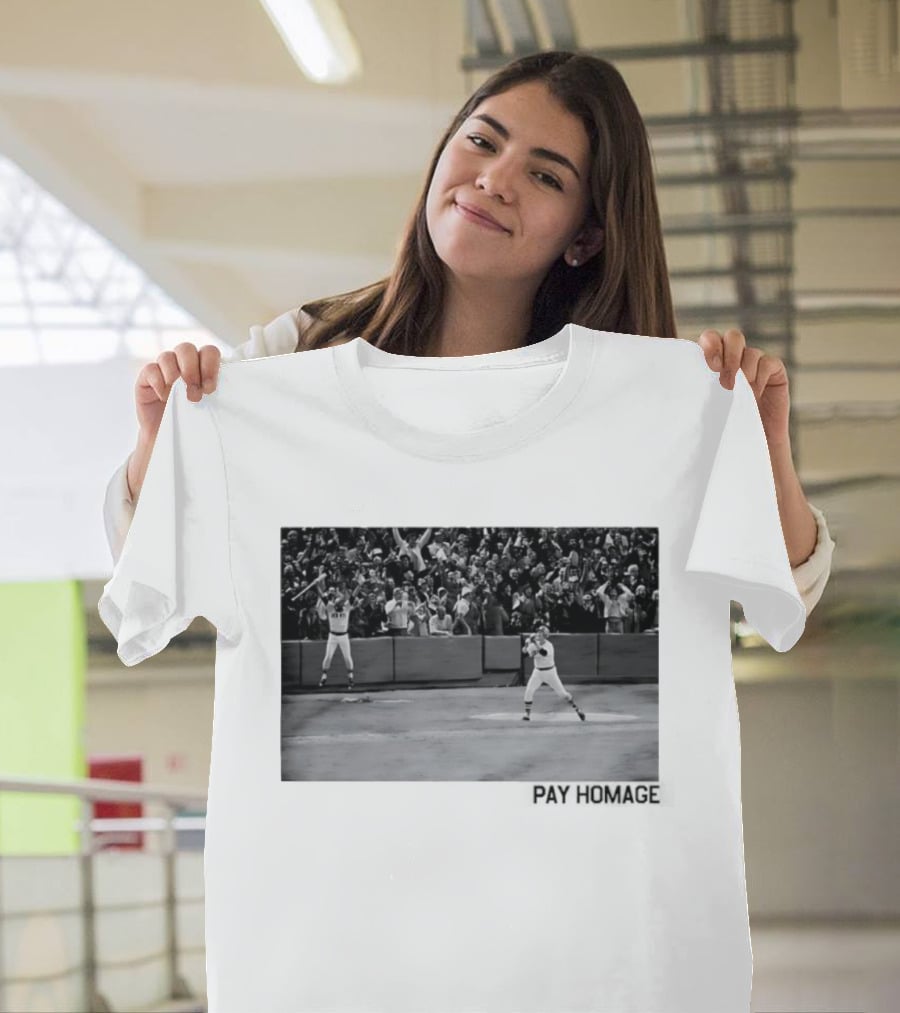 Carlton Fisk Boston Red Sox Baseball Pay Homage Moment Iconic Celebration T-Shirt