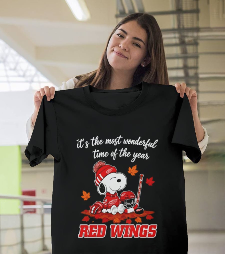 It's The Most Wonderful Time Of The Year Detroit Red Wings Snoopy Halloween 2026 T-Shirt