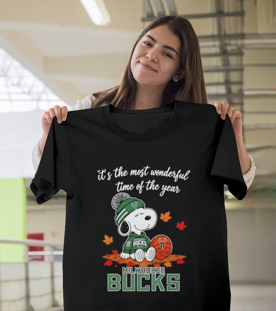 Milwaukee Bucks Snoopy 2026 It's The Most Wonderful Time Of The Year Halloween T-Shirt