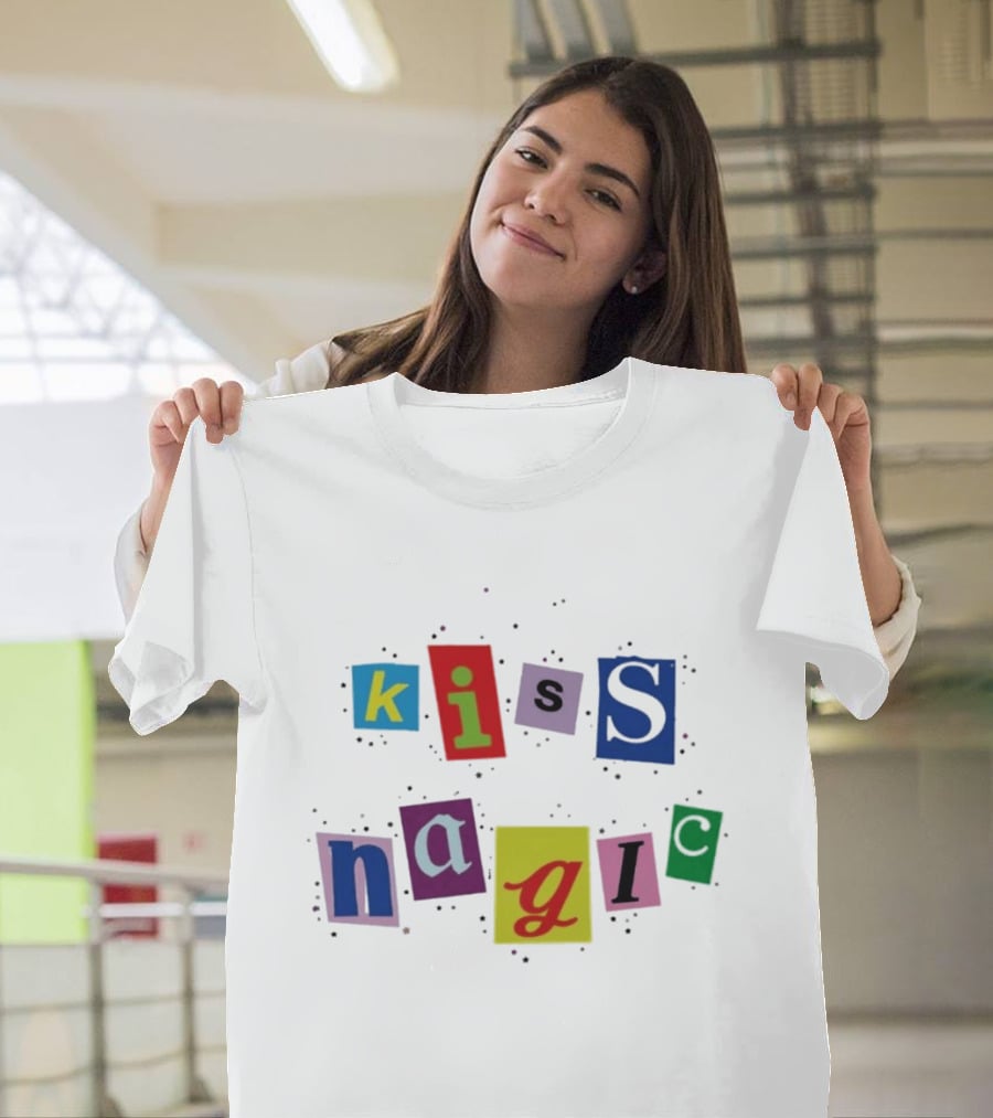 Maisie Williams Kiss Magic Typography Collage T-Shirt