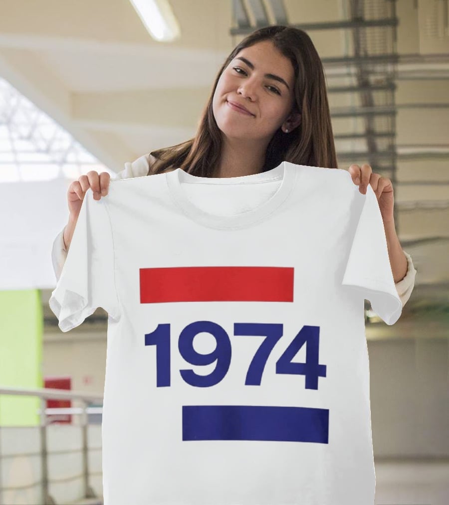 Chris Martin 1974 Vintage Blue And Red Stripes T-Shirt