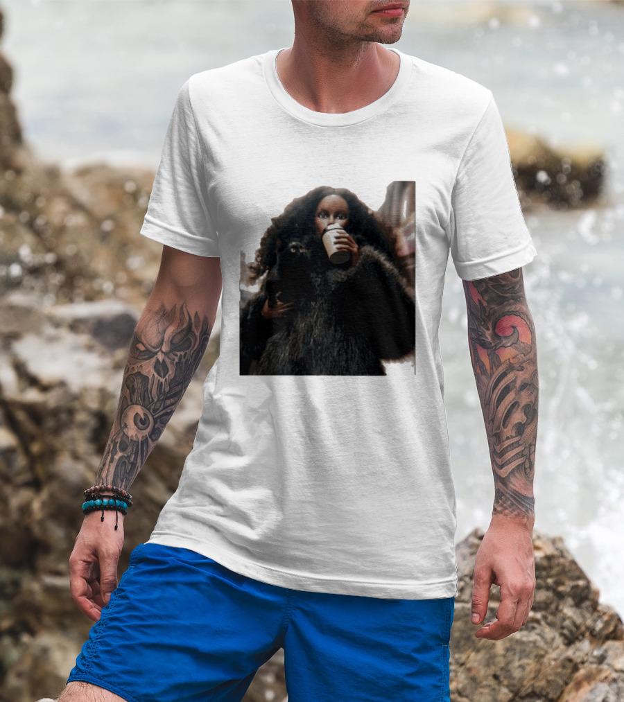 Diana's Cat Club Fashionable Coffee Moment With Furry Coat And Black Cat T-Shirt