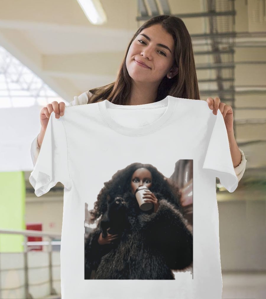 Diana's Cat Club Fashionable Coffee Moment With Furry Coat And Black Cat T-Shirt